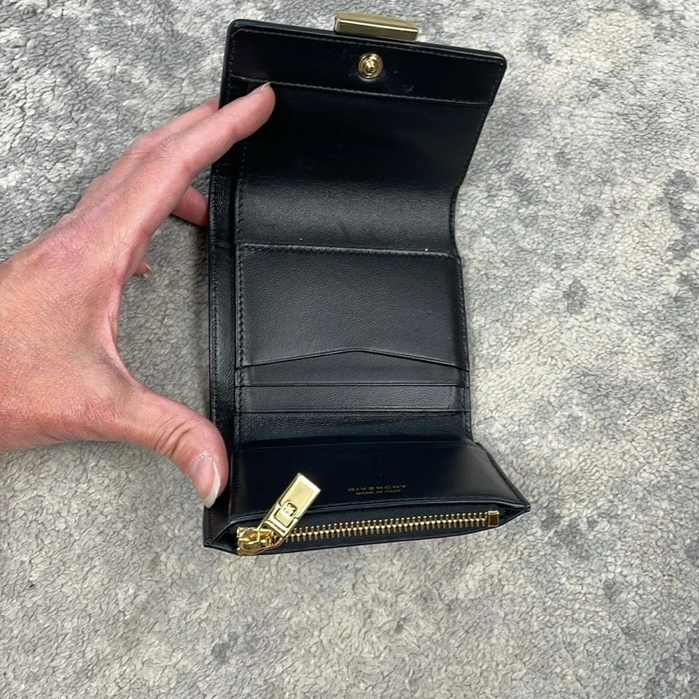New Givenchy 4G Wallet in Black Leather Compact Trifold